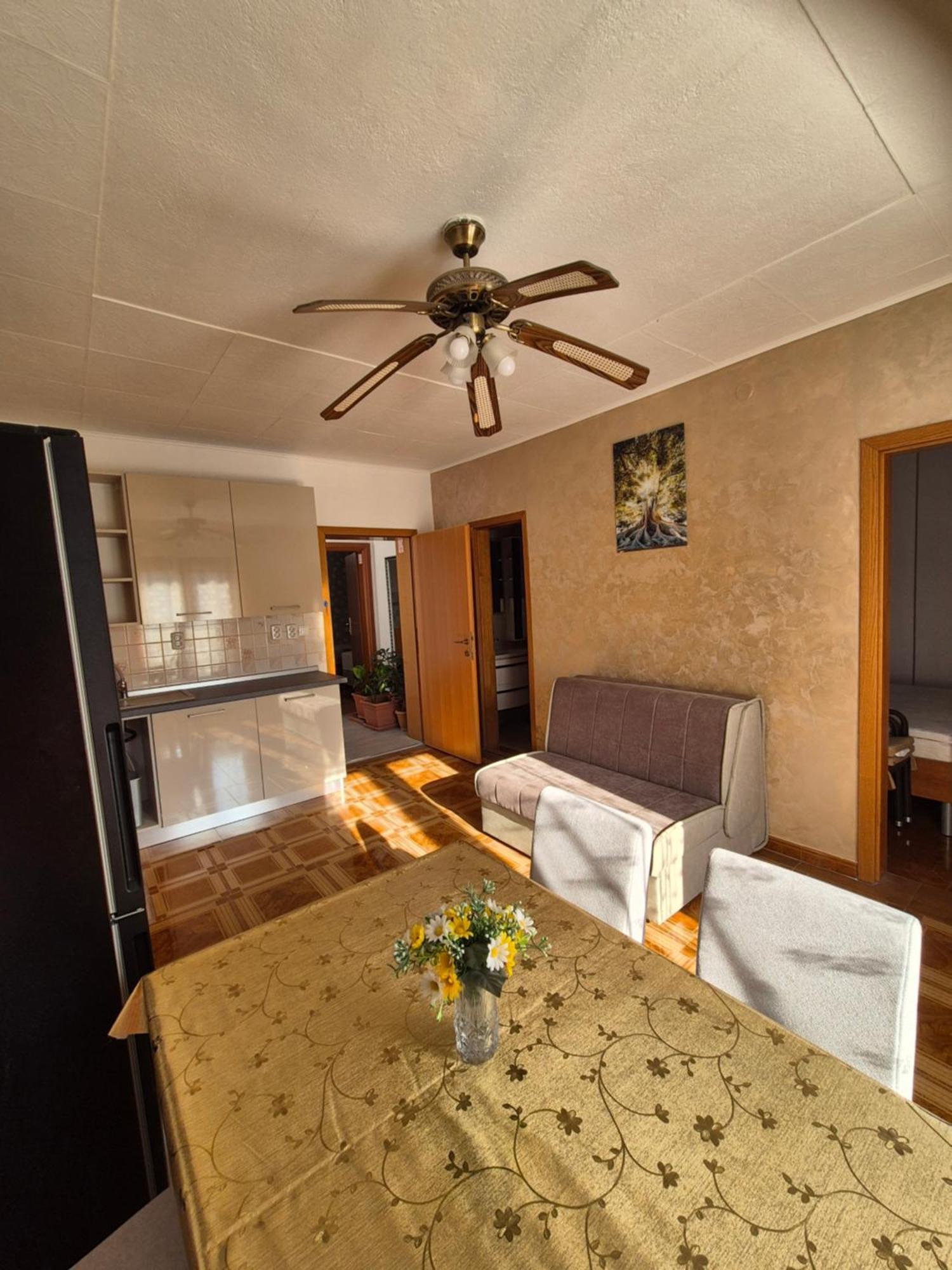 فندق Apartmens Spiko 2 هفار المظهر الخارجي الصورة